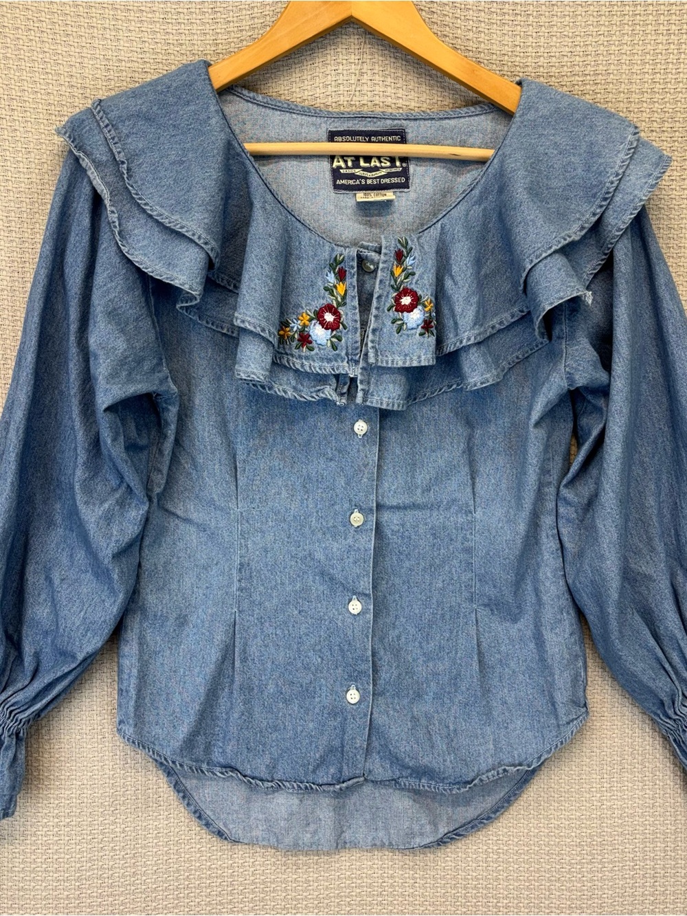 Vtg At Last Denim Ruffled Collared Blouse Women Small Y2K Floral Embroidery Boho